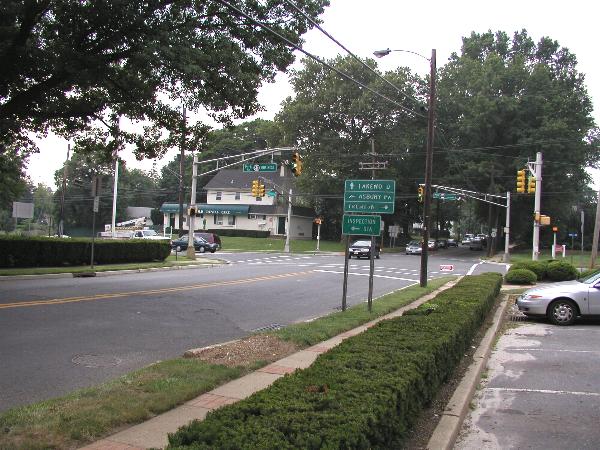 Intersection of South St and Park Ave.